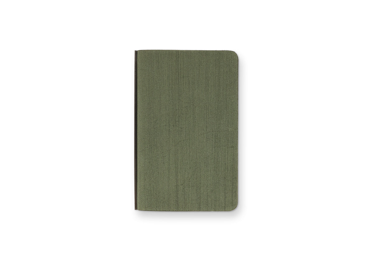 #color_horse hair green