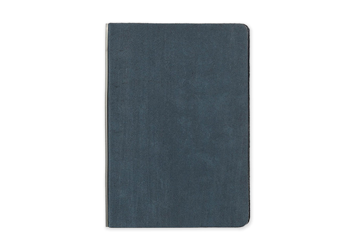 #color_horse hair navy