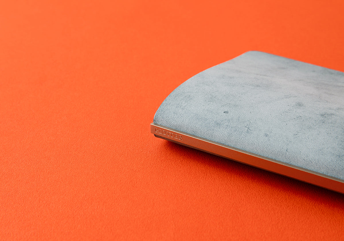 Shiranami Leather Binder (Mini 5 Square Size)