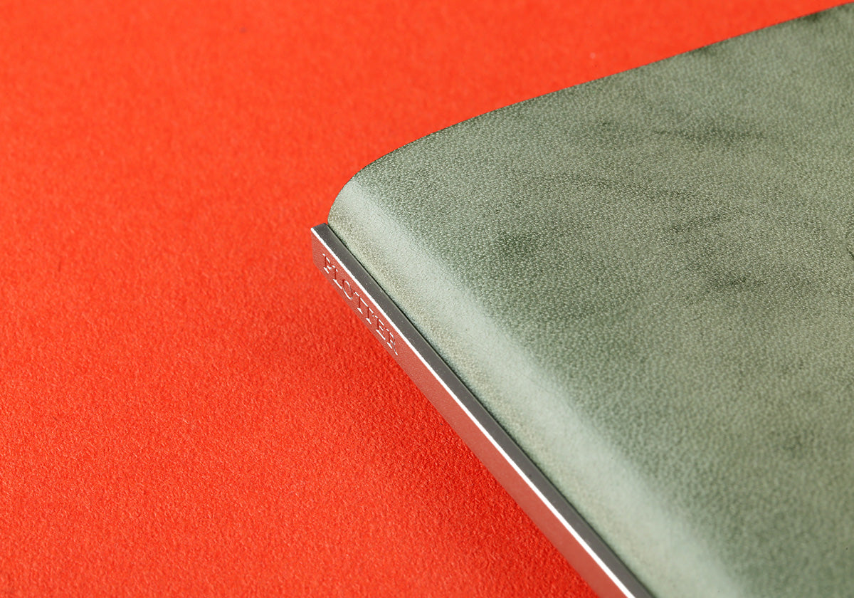 #color_bridle green