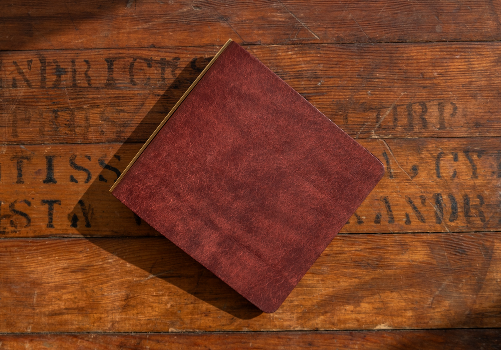 Pueblo Leather Binder in Mini 5 Square (Wine).